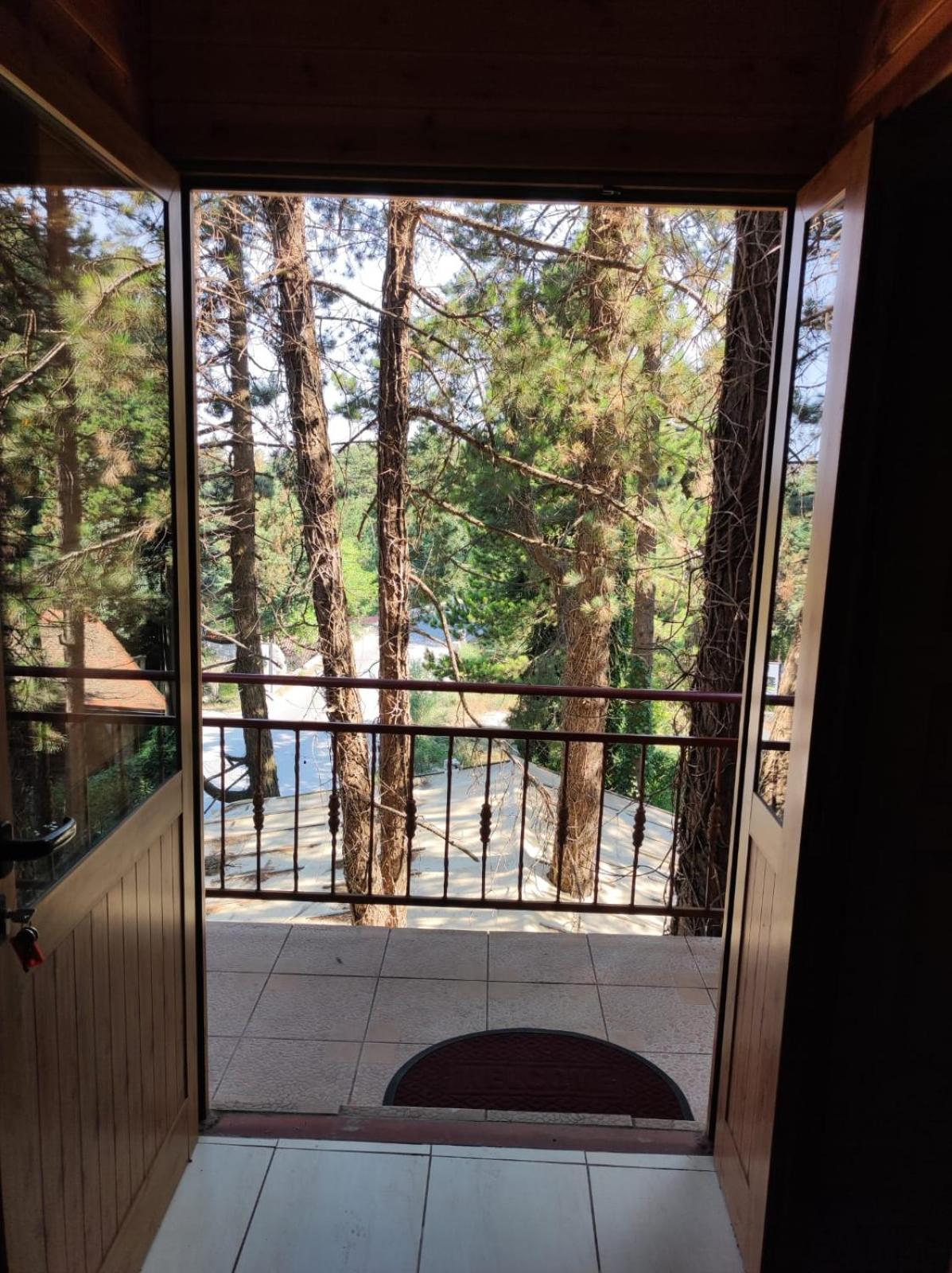 Hotel Toni Llogora Dukat Exterior photo