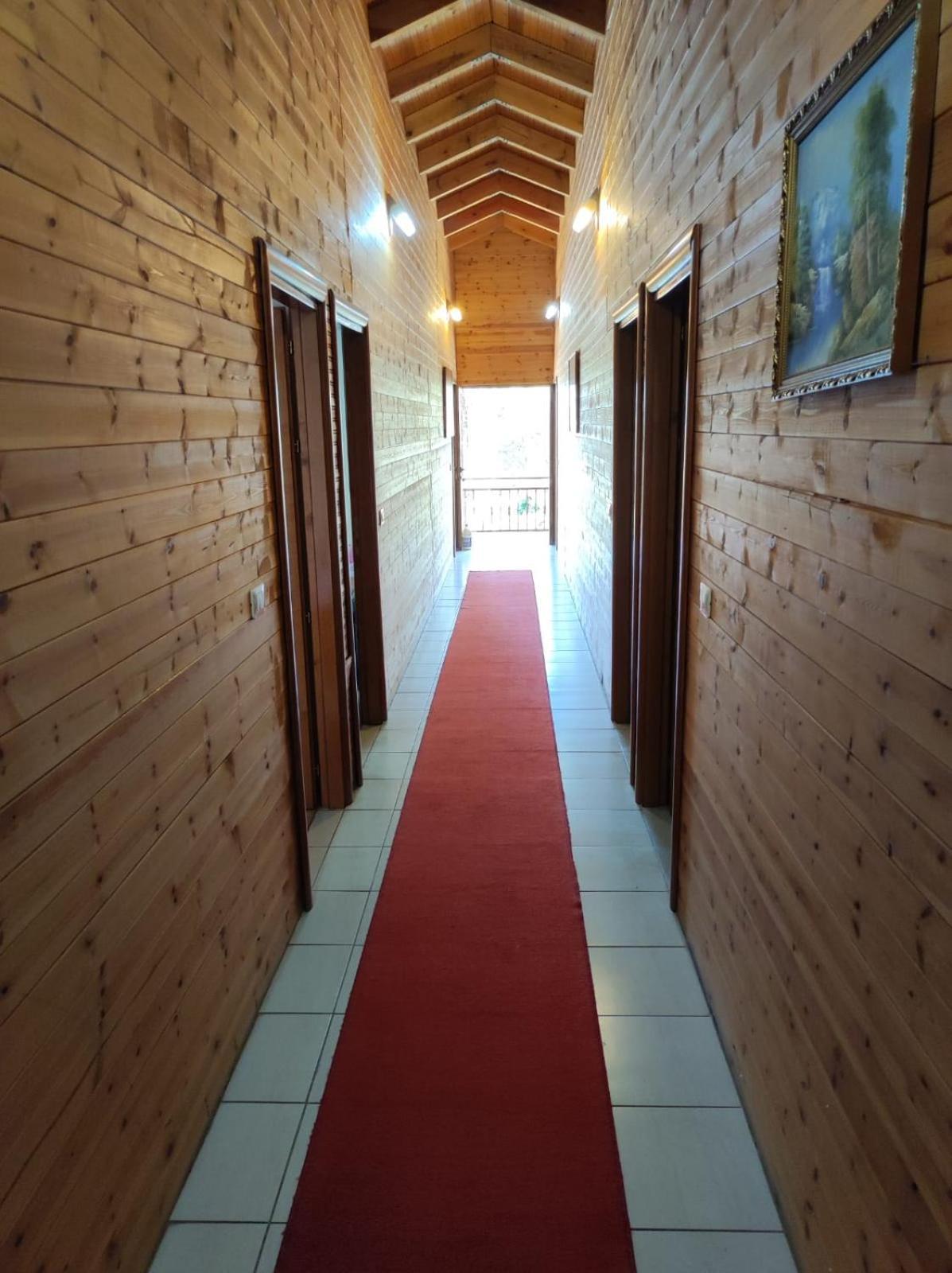 Hotel Toni Llogora Dukat Exterior photo